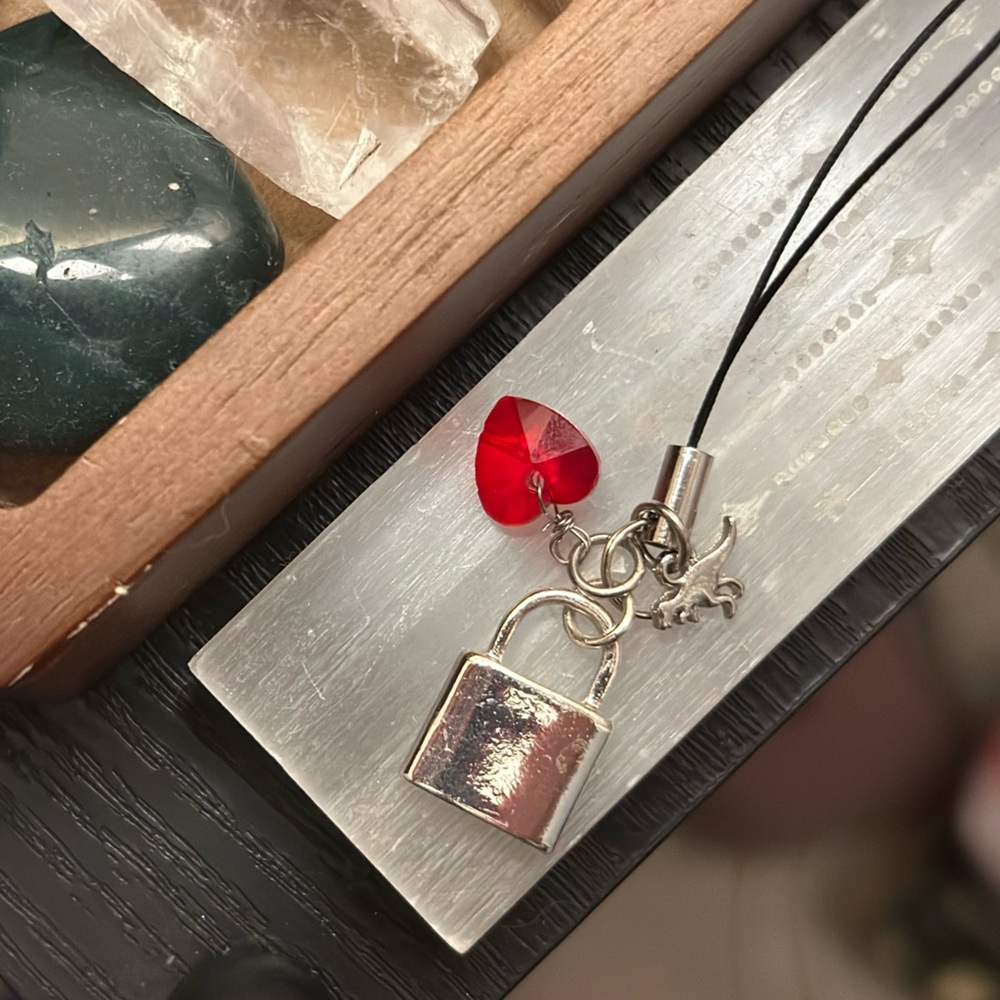 Padlock with Heart & dinosaur charm